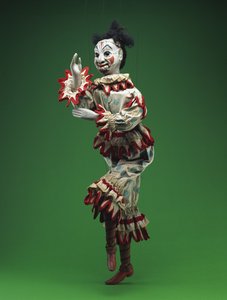 Scaramouche tekijältä Daniel Meader