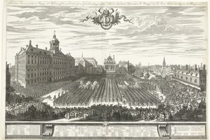 Asemiehiä Dam-aukiolla Amsterdamin messujen aikana 1686 Amsterdamin messu, jossa esitetään Burgery in the Weapons, sig Esittelyssä aaen de Groot Agtb: Heeren Burgermeesteren (otsikko esineessä) Foire d