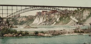 Niagara, tehtaat ja Grand Trunk Bridge, n. 1900 tekijältä Detroit Publishing Co.