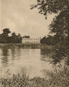 Fair Thames pesee Reedy Banks, Syon House, 1935. tekijältä Donald McLeish