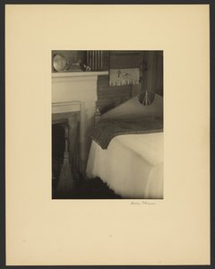 [Olive Dame Campbellin talon sisätilat, Brasstown, Pohjois-Carolina] tekijältä Doris Ulmann