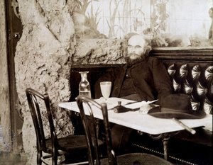 Verlaine bistrossa juomassa absinttia