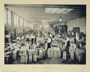 Pakkaukset lähetystä varten, La France Vinicole, julkaisija Moet & Chandon, Epernay (photolith)