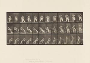 Lauta 420.WC; Tuolista nousu ja vaatteiden pukeminen, 1885 tekijältä Eadweard Muybridge