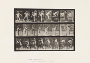 Levy 475. Lapsi, nousemassa tuolille tekijältä Eadweard Muybridge