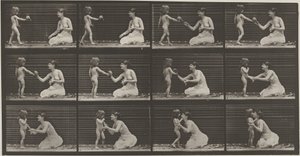 Kilpi numero 465. Lapsi tuo naiselle kukkakimpun,1887 (kuva). tekijältä Eadweard Muybridge