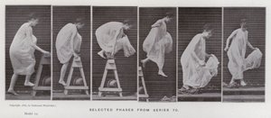 Ihmishahmo liikkeessä: Valitut vaiheet sarjasta 70 (m/v kuva) tekijältä Eadweard Muybridge