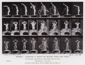 Liikkeessä oleva ihmishahmo: Nainen, vesialtaa päänsä päällä (m/w kuva) tekijältä Eadweard Muybridge