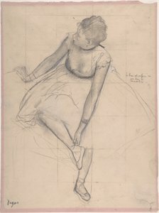 Dancer Adjusting Her Slipper, 1873 (grafiittikorostettu mustavalkoisella liidulla vaaleanpunaisella kudospaperilla) tekijältä Edgar Degas