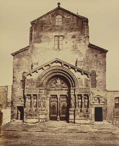 Arles. Saint-Trophime tekijältä Édouard Baldus