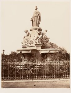 Nîmes, suihkulähde tekijältä Édouard Baldus