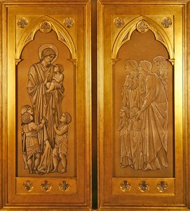 Kristus siunaa pieniä lapsia ja naisia, jotka tuovat lapsia Kristuksen eteen (mustavalkoisia liituja paperilla) tekijältä Edward Coley Burne Jones