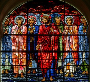 Ylösnousemus, 1885-1897 (lasimaalauksia) tekijältä Edward Burne Jones