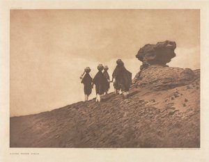 Salkku XVI, levy 573: Acoma Water Girls (Acoma vesitytöt) tekijältä Edward S. Curtis