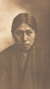Suquamish Woman, 1899. tekijältä Edward Sheriff Curtis