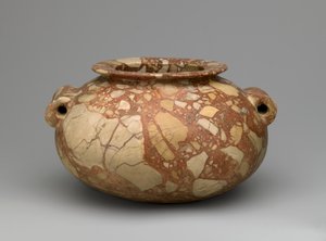 Purkki putkimaisilla kahvoilla, n. 3600-3000 eKr. (breccia) tekijältä Egyptian