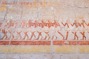 Basreliefikaiverrus Hatshepsutin matkasta Puntin maahan (Somalia), Deir Al Baharin Hatshepsut-temppeli, Luxor, Egypti (kuva) tekijältä Egyptian 18th Dynasty