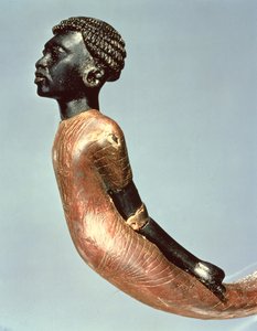 Afrikkalaisen miehen hahmo seremoniallisen kepin päästä, Tutankhamonin haudasta (n. 1370-52 eKr.) Uusi kuningaskunta (puu ja eebenpuu) (katso myös 149479)