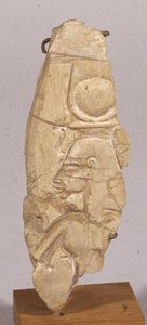 Nefertitiä kuvaava kohokuviofragmentti Tell el-Amarnasta, Uudesta kuningaskunnasta (kalkkikivi) tekijältä Egyptian 18th Dynasty
