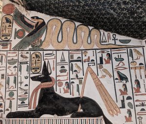 Anubis ja kobra (seinämaalaus) tekijältä Egyptian 19th Dynasty