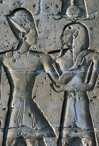 Faaraota esittävä reliefi, Seti I:n temppeli tai Abydoksen suuri temppeli, Abydos, Egypti, Egyptin sivilisaatio, Uusi valtakunta, XIX dynastia. tekijältä Egyptian 19th Dynasty