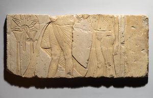 Relief, joka kuvaa uhrikohtausta, Tell el-Amarnasta, Uudesta kuningaskunnasta, n. 1353-1336 eKr. (kalkkikivi)