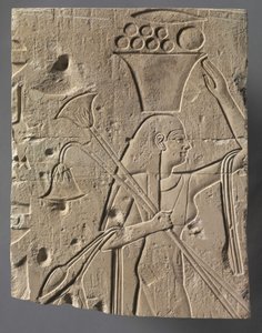 Naispuolinen uhrinantaja, n. 667-647 eKr tekijältä Egyptian 26th Dynasty