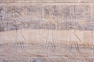 Reliefit Philaen temppelissä, Aswanissa, Egyptissä