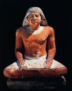 Muinainen Egypti: istuvan kirjurin patsas Saqqaran hautausmaalta (Sakkara), 5. dynastia, muinainen valtakunta (kalkkikivi)