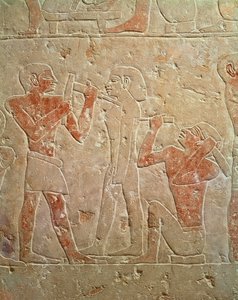 Reliefi, joka kuvaa kahta patsasta kaivertavaa kuvanveistäjää, Kaemrehun mastabasta, Saqqara, Vanha kuningaskunta, noin 2325 eKr. (maalattu kalkkikivi)