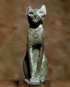 Egyptin antiikin: jumalatar kissa Bastet. Pronssinen veistos. Torino, Egyptiläinen museo - Egyptin antiikki: jumalatar Bastet-kissa. Pronssinen veistos. Egyptiläinen museo, Torino, Italia