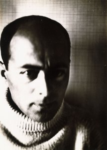 Omakuva, 1924 tekijältä Eliezer Markowich Lissitzky