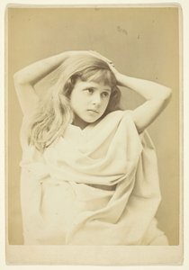 Neiti Constance MacDonald Gilchristin muotokuva, 15. huhtikuuta 1877. tekijältä Elliott and Fry
