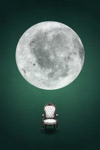 Kuunvalossa loistava tuoli