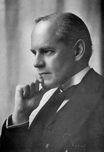 John Galsworthy, englantilainen kirjailija ja näytelmäkirjailija, 1913.