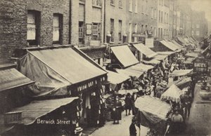 Berwick Street, W tekijältä English Photographer