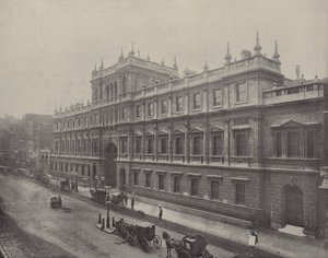 Burlington House (s/w-kuva) tekijältä English Photographer