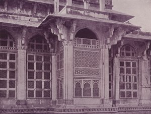 Veistetty fretwork-ikkuna, Gwalior tekijältä English Photographer