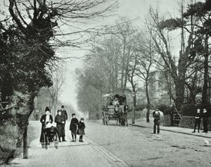 Crouch End Hill, Crouch End, 1894 tekijältä English Photographer