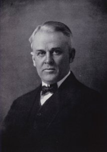 Dr R A Millikan (m/w kuva) tekijältä English Photographer