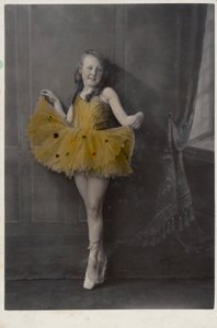 Edwardian postikortti tekijältä English Photographer