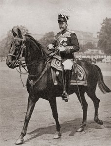 George V, The Story of Twenty Five Years, julkaistu 1935 tekijältä English Photographer