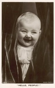 Hei ihmiset! Lapsi hymyilee tekijältä English Photographer