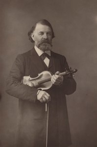 Herra Joachim tekijältä English Photographer