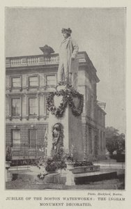 Bostonin vesilaitoksen juhlapäivä, Ingram-monumentti koristeltu tekijältä English Photographer