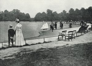 Kensington Gardens, pyöreä lampi (m/v kuva) tekijältä English Photographer