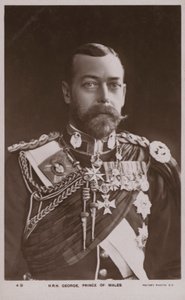 Kuningas Yrjö V, Walesin prinssi (s/w-kuva) tekijältä English Photographer