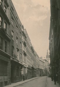 Lombard Street, Lontoo; valokuva; päivätty kesäkuuta 1885 tekijältä English Photographer