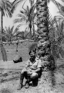 Louis Cohen, Majuri W H J Salen kokoama albumi, 1943 tekijältä English Photographer