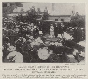 Madame Melbas palaa syntymäpaikkaansa, Prima Donna piti työntekijöiden puheen Cavehillissä, Lilydalessa, Australiassa. tekijältä English Photographer